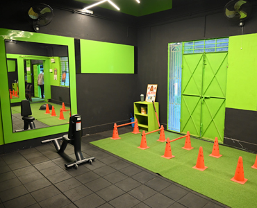 FitnessZone Stretching & Warm-Up Zone