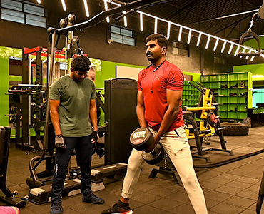 Leg Dumbbell Workout at FitnessZone